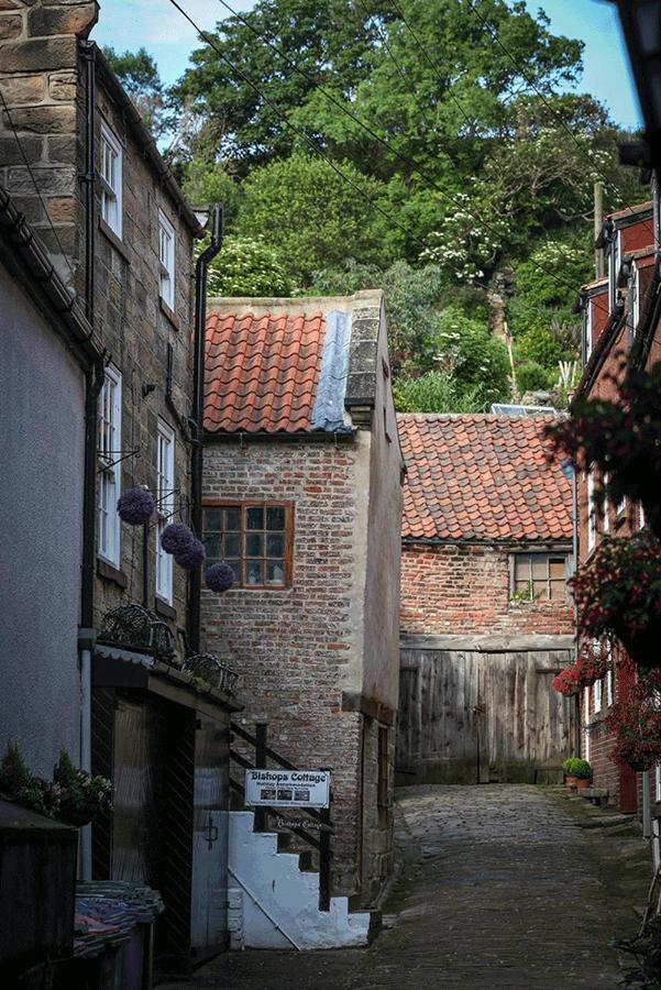 Cottages-Whitby - Bishops Cottage 휫비 외부 사진